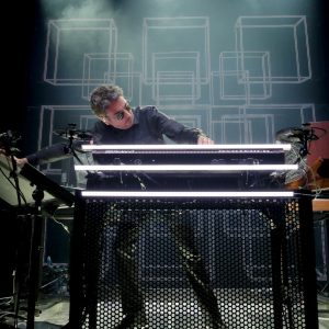 jean-michel-jarre_MI0004151379-MN0000230593.jpeg